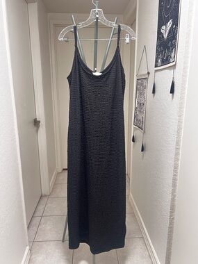 H&M Black Textured dress